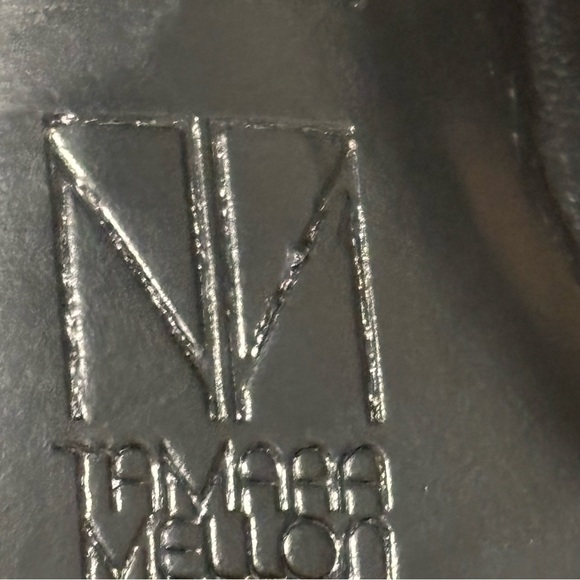 Tamara Mellon
Water Snake Cutout Accent Gladiator Sandals size 8 - Picture 8 of 15